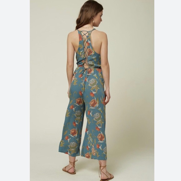 O’Neill Aurelia surplice lace up back jumpsuit - Picture 2 of 8